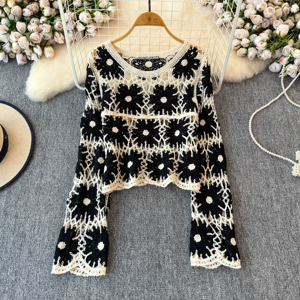 Embroidery Daisy - Atasan Rajut Bunga untuk Wanita Lengan