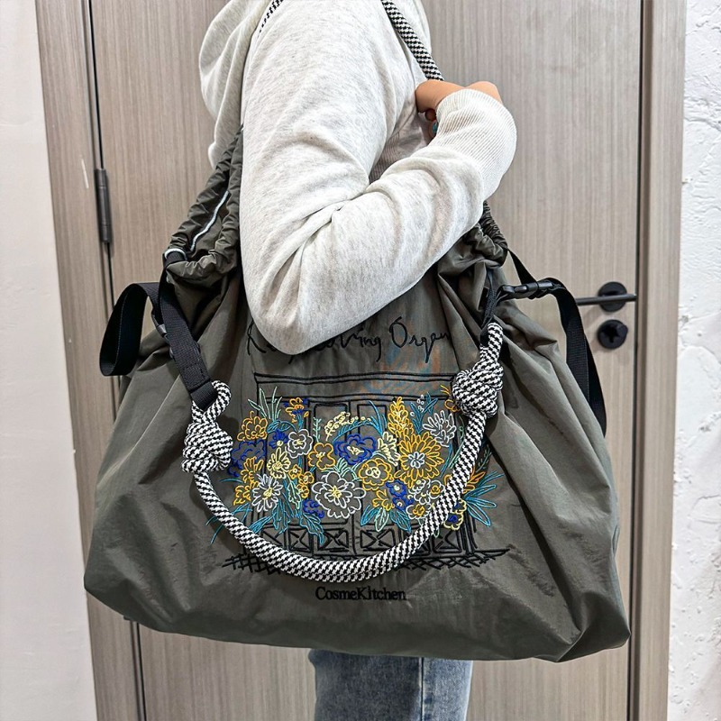 Embroidery Net Dress - Tas Selempang Nilon Kapasitas Besar Ramah