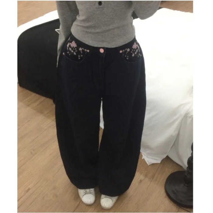 Celana Jeans Sakura Embroidery - Embroidery Jeans Sakura ulasan dan harga