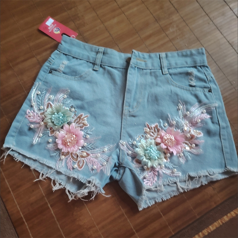 Celana Pendek Denim Musim Pana - Embroidery Jeans Sakura ulasan dan harga