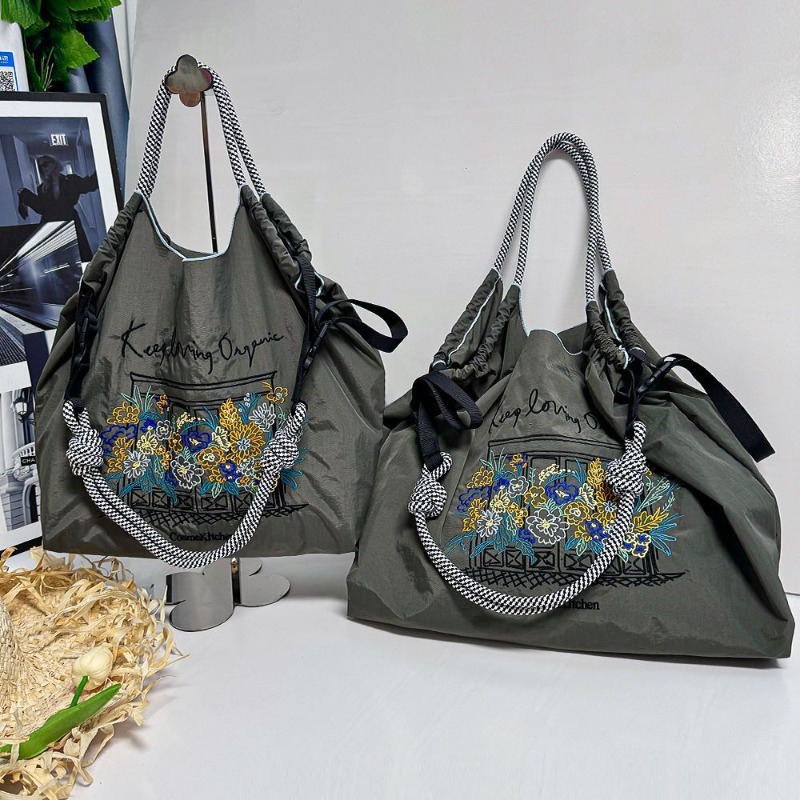 Tas Selempang Nilon Kapasitas  - Embroidery Net Dress ulasan dan harga